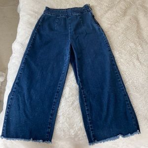 Flare Cropped Jeans
